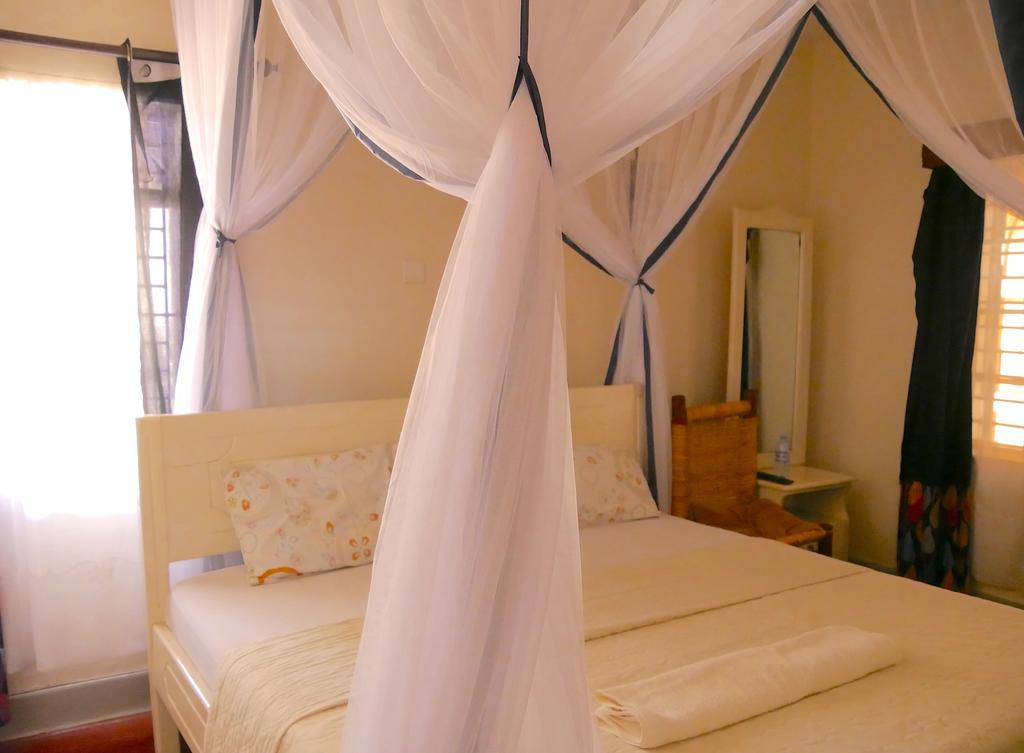 Hotel Acacia City Kampala Exterior foto